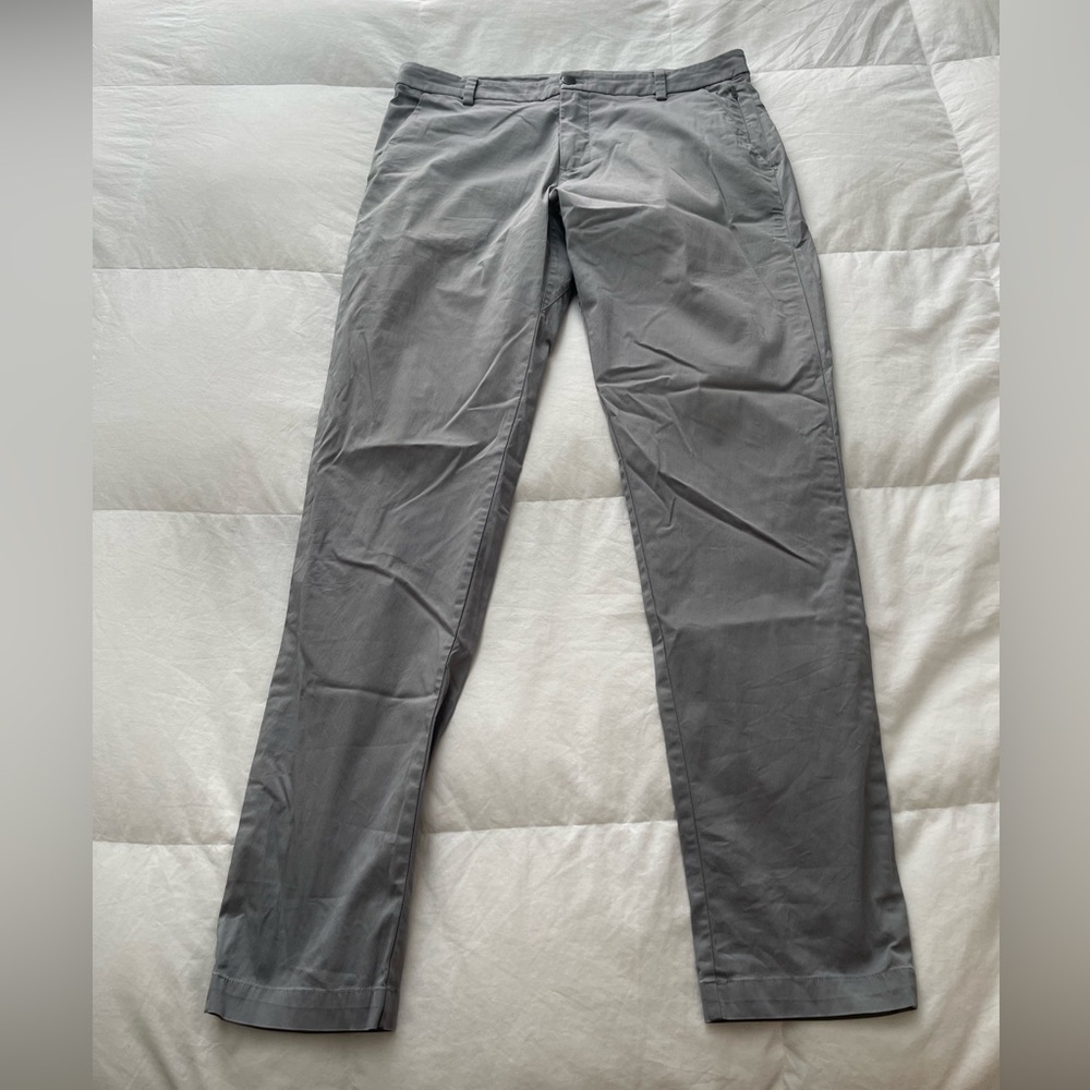Lululemon Men’s Commission Pants Sz 33/34